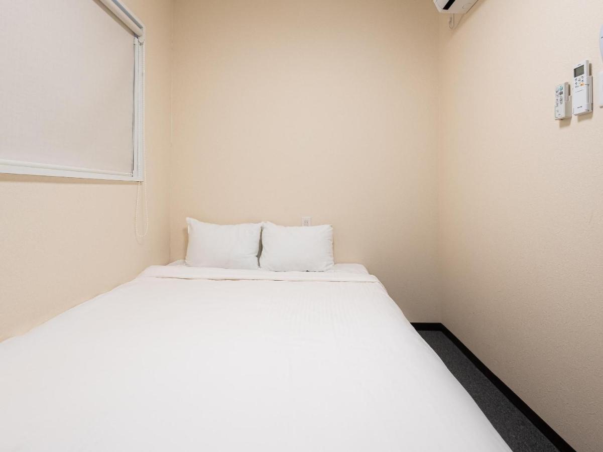 Oyo Hotel Plaza In Namba Minami Osaka Exterior photo